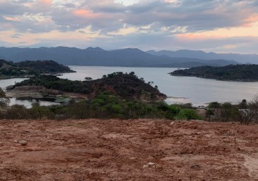 Dique Cabra Corral terreno con acceso al espejo de agua 
